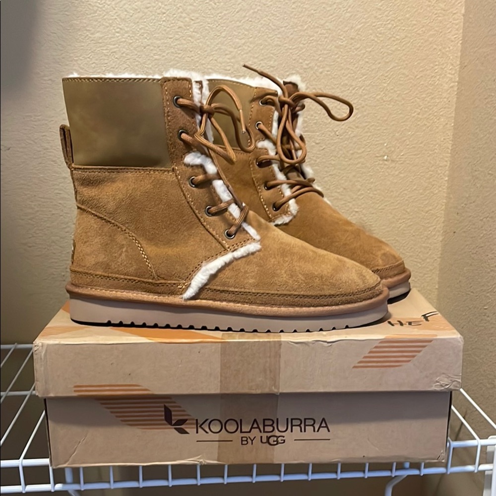 Koolaburra by UGG Tan Suede Shearling Lace-Up Boots